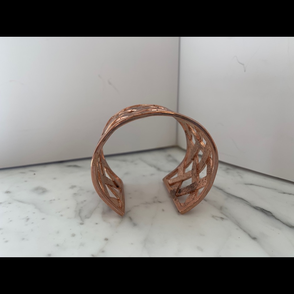 Kenneth Jay Lane Lattice Cuff Bracelet - Picture 2 of 7